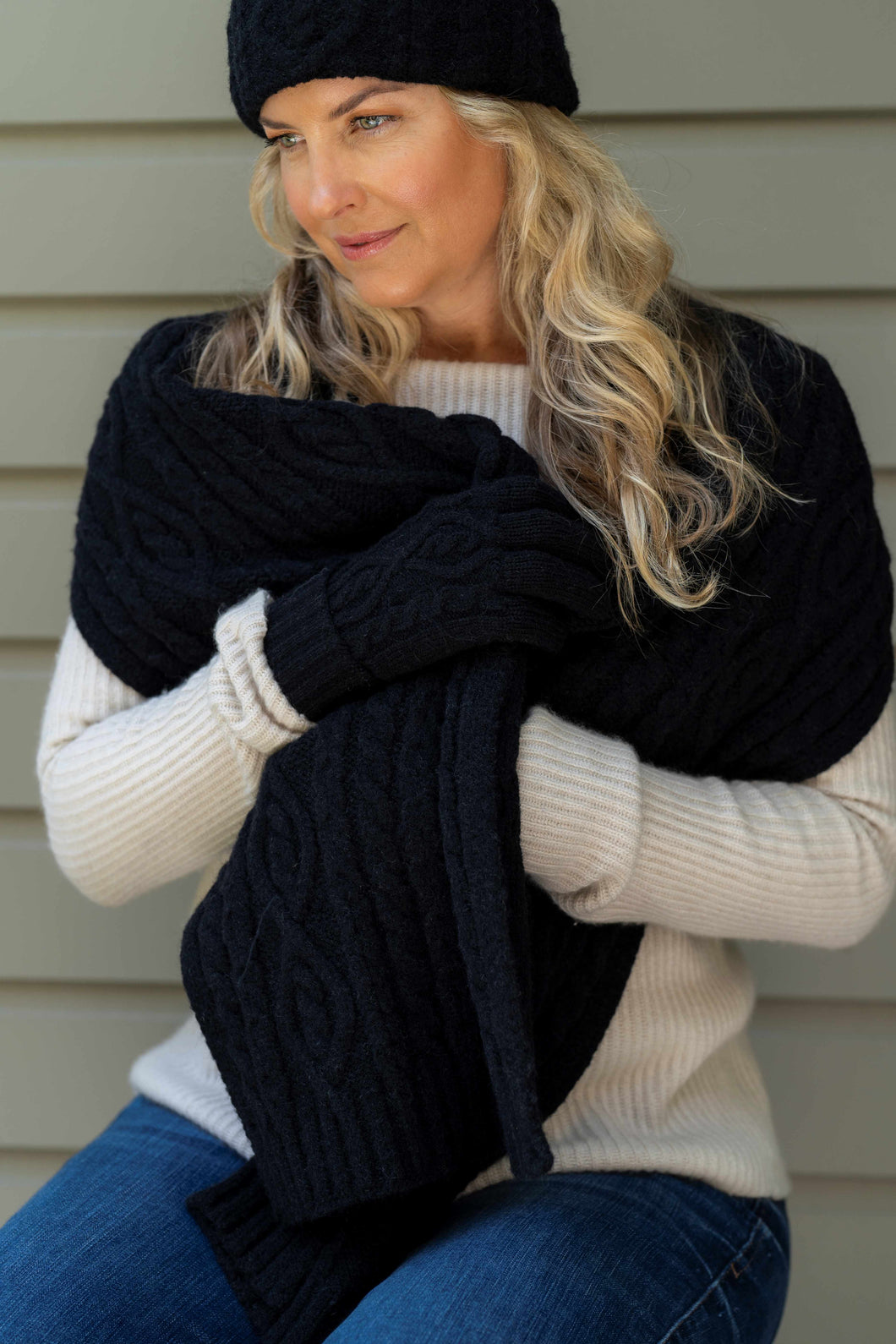 Black Aspen Scarf