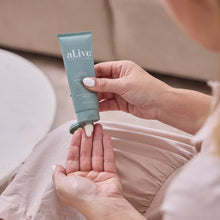Hand cream - kaffir lime & green tea. by Al.ive
