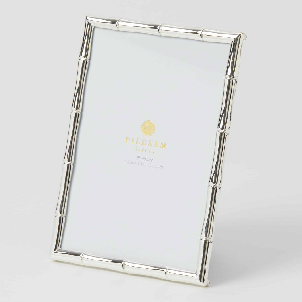 BAMBURY PHOTO FRAME – SILVER Pilbeam Living Display cherished memories with our stunning range of frames. The Bambury 4 x 6” or 5 x 7