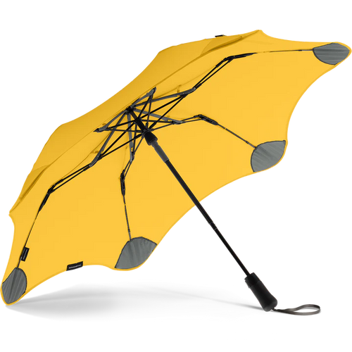 Compact, convenient & collapsible, the BLUNT Metro umbrella is perfect. With 100cm coverage, the Metro is perfectly sized to give you coverage while not taking up too much street space. Rosies Gifts, Mosgiel, Dunedin for quality birthday, wedding, anniversary gifts.