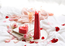 Pohutukawa Heart Candle by Living Light Candles A warm, spicy infusion of juicy plump berries laced with sandalwood and white pepper to celebrate the joy of life. Made from natural plant and New Zealand bees wax. Rosies Gifts, Mosgiel, Dunedin for your candle and home fragrances.