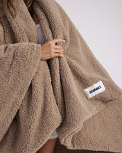 Faux Fur Throw - Warm Grey