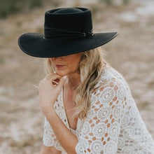 Romy hat
