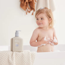 Make a splash with our al.ive baby Bubble Bath in Apple Blossom! Designed to make bath time enjoyable for your little ones.