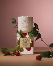 Raspberry & Rhubarb Candle
