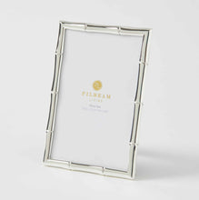 BAMBURY PHOTO FRAME – SILVER Pilbeam Living Display cherished memories with our stunning range of frames. The Bambury 4 x 6” or 5 x 7" Photo Frame is the perfect accessory to complement any décor around the home or office. Rosies Gifts, Mosgiel, Dunedin