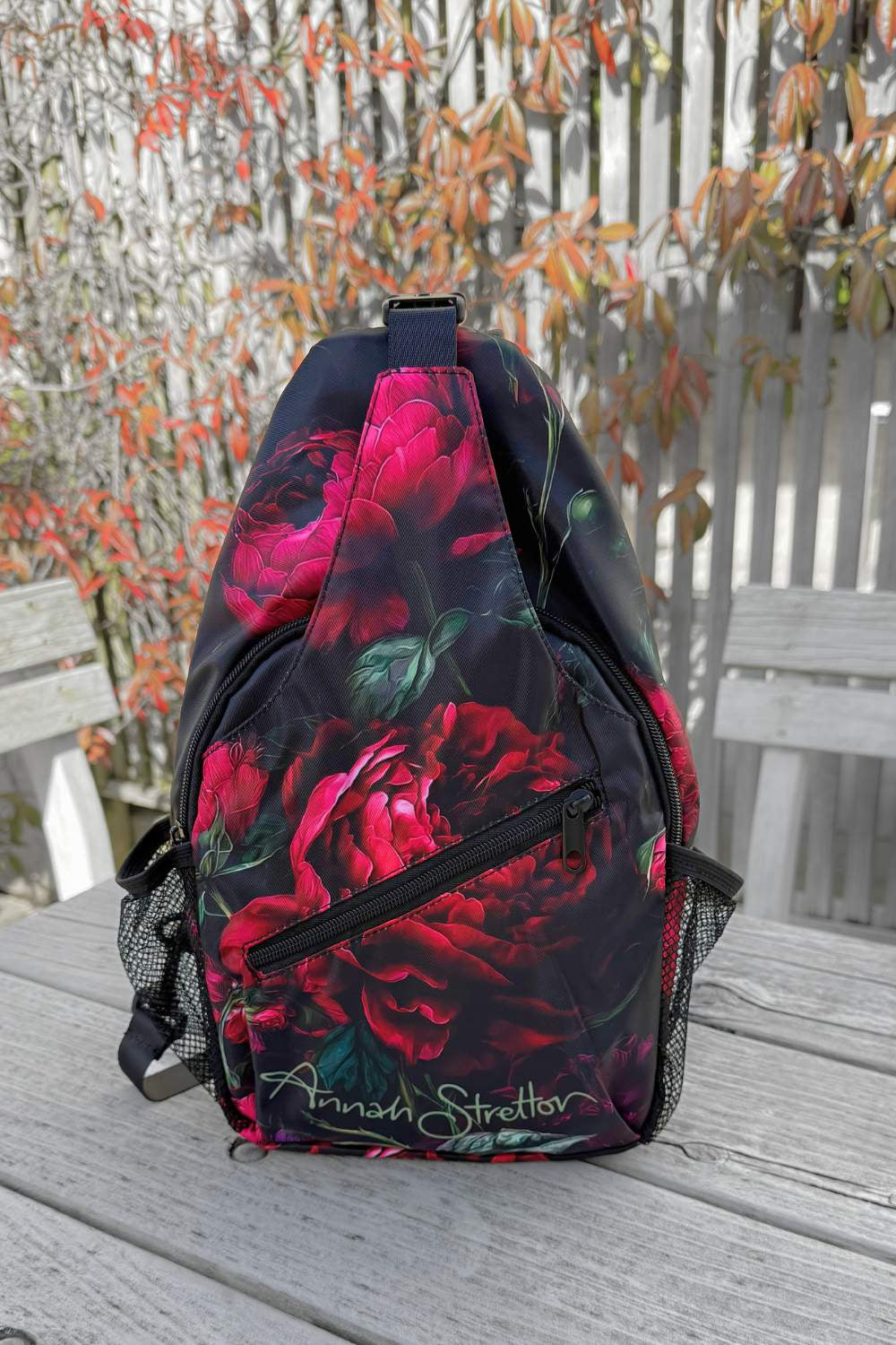 Sling Bag - Not too Red