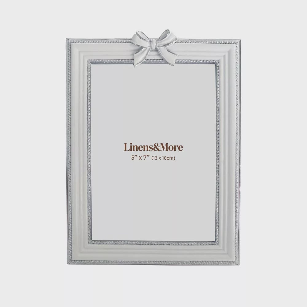 White / Silver Ribbon Frame