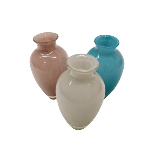 Harriet Vase 13cm by Le Forge Let the beautiful Harriet Vase 13cm add a touch of elegance to your home décor. Its sleek design and 13cm height make it perfect for displaying small bouquets or single stems. Instantly elevate any room with this stunning vase. Rosies Gifts, Mosgiel, Dunedin