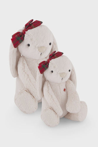 Snuggle Bunnies - Christmas Penelope - Pastel Penelope is a happy bunny who loves art, travel, and spending lots of time with family. She doesn't enjoy getting up early, and she needs to be frequently taken on adventures! 