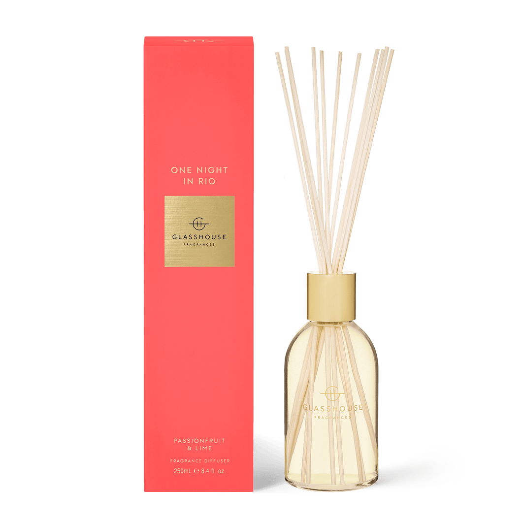 Glasshouse Fragrances - One Night in Rio, PASSIONFRUIT & LIME - 250mL Fragrance Diffuser. Rosies Gifts Mosgiel, Dunedin. Passionfruit and lime are effervescent, like vibrant dancers. Melon keeps things sweet. Fragrance: Top Notes: Passionfruit and Lime  Middle Notes: Raspberry and Orange Base Notes: Rose and Melon 